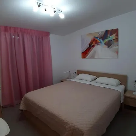 Apartment Fanero *