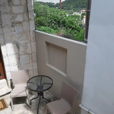 Fanero Apartment *